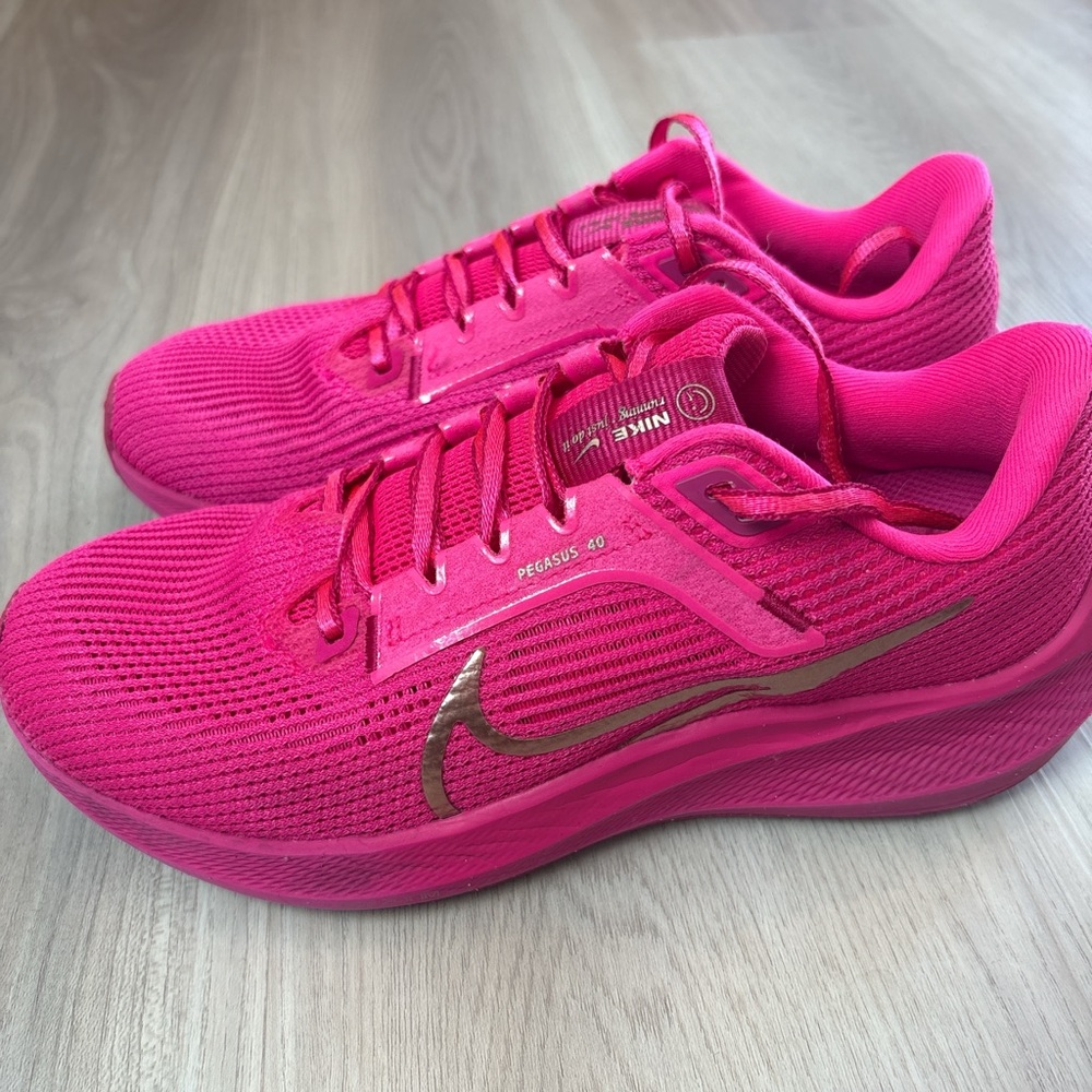 Nike Pegasus 40 Running Shoes Hot Pink and Gold